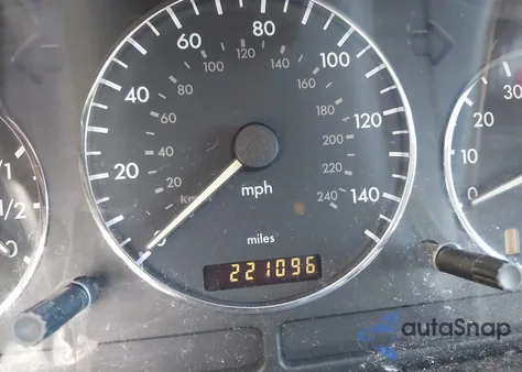 2005 Mercedes-Benz Ml 350 4Matic from USA, damaged, VIN 4JGAB57E95A560173